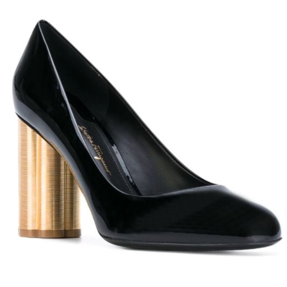 ✨Salvatore Ferragamo Black Pumps w/ Gold heel NWT